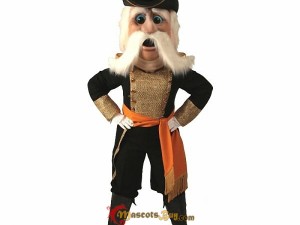 How to Customize a Pig Mascot Costume to Fit Your Brand