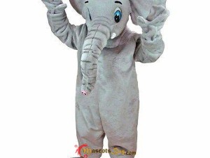 Seasonal Squirrel Mascot Costumes: From Autumn to Winter