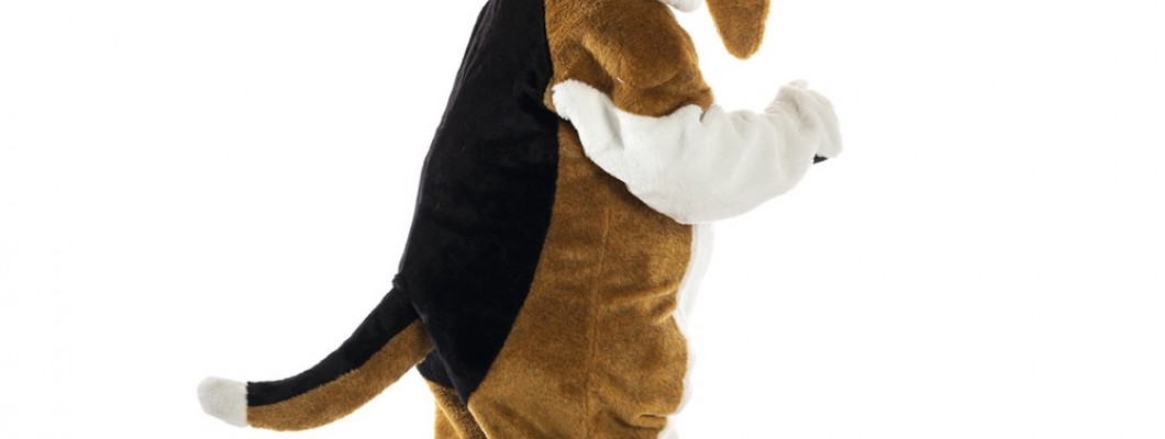 Safety Tips for Wearing Giraffe Mascot Costumes