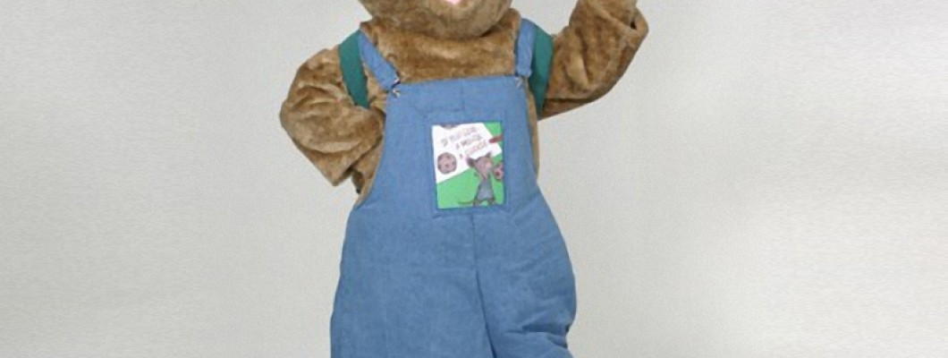 The Impact of Fox Mascot Costumes on Youth Engagement and Motivation