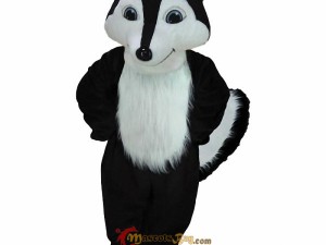 Holiday Mascot Costumes: Adding Fun to Festive Events