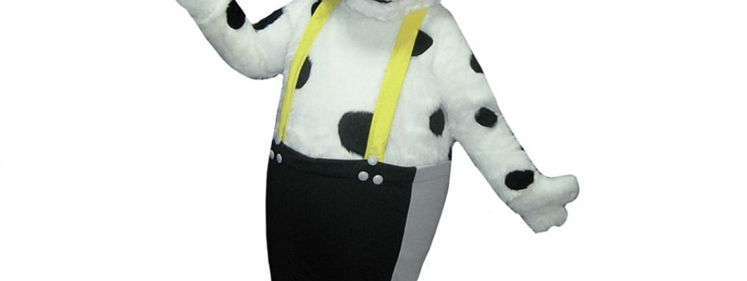 The Pros and Cons of Using Technology in Crafting School Mascot Costumes